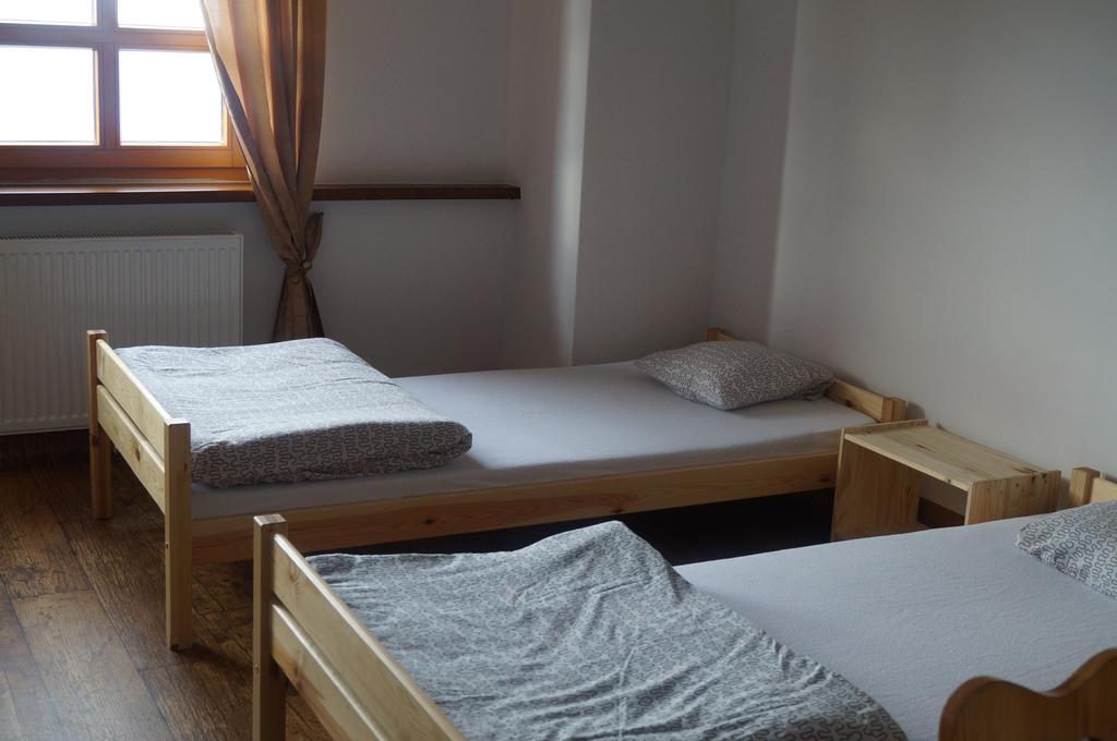 Schronisko Pttk Hala Szrenicka Hostel Szklarska Poreba Room photo
